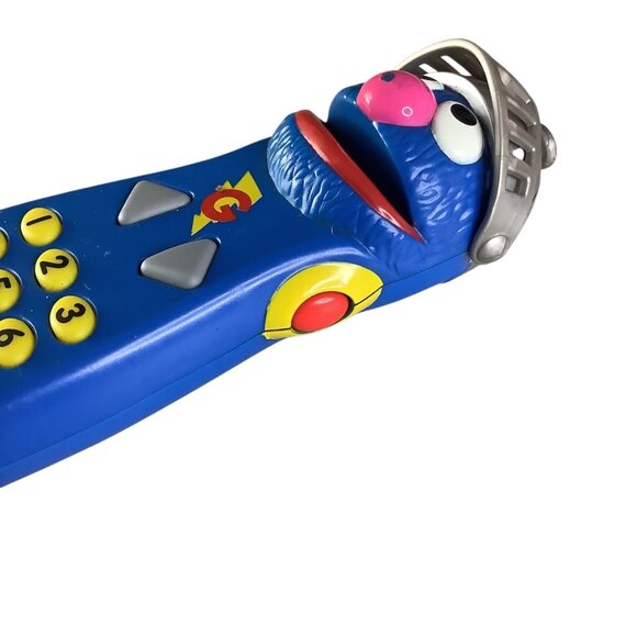 Sesame Street Super Grover Electronic Talking Remote Toy Phone 2011 Hasbro - Picture 6 of 8